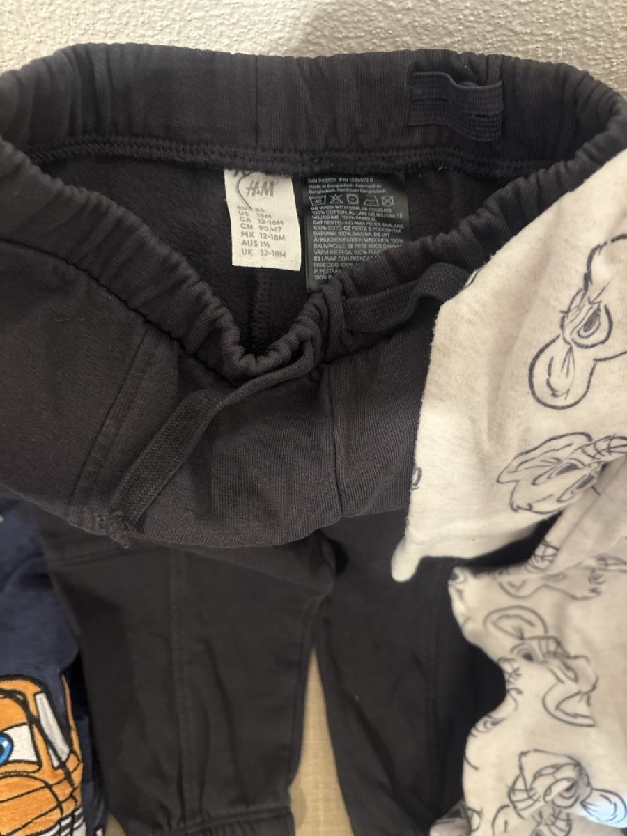 Lotti & Set di vestiti: Kleiderpaket Gr.86 ( ganz oder Einzelstück) – Usato da Liestal venduto da Efri33 5