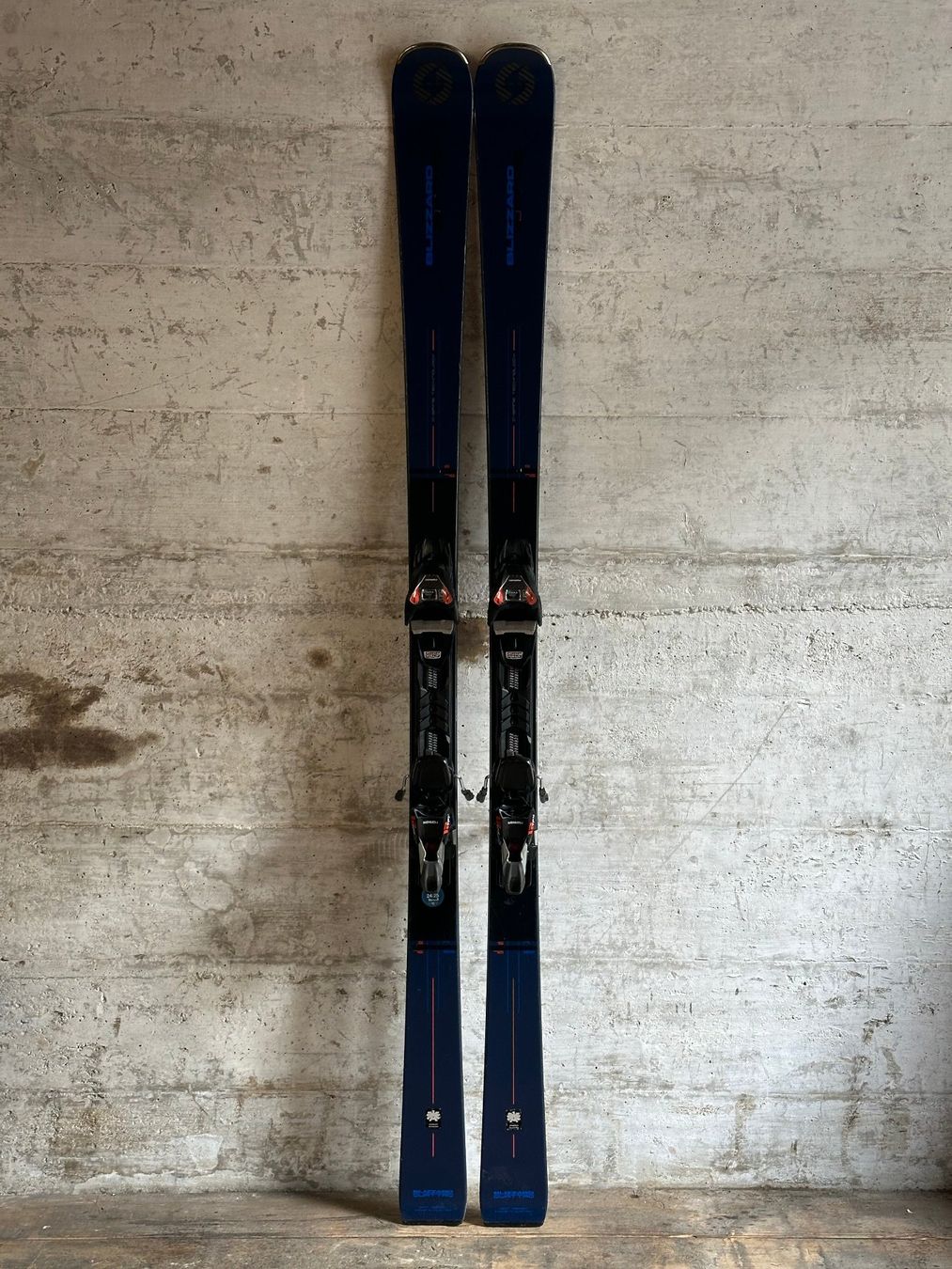 Blizzard Sci: Blizzard Quattro Top Ski 182CM – Usato da Emmenbrücke venduto da karkarkar