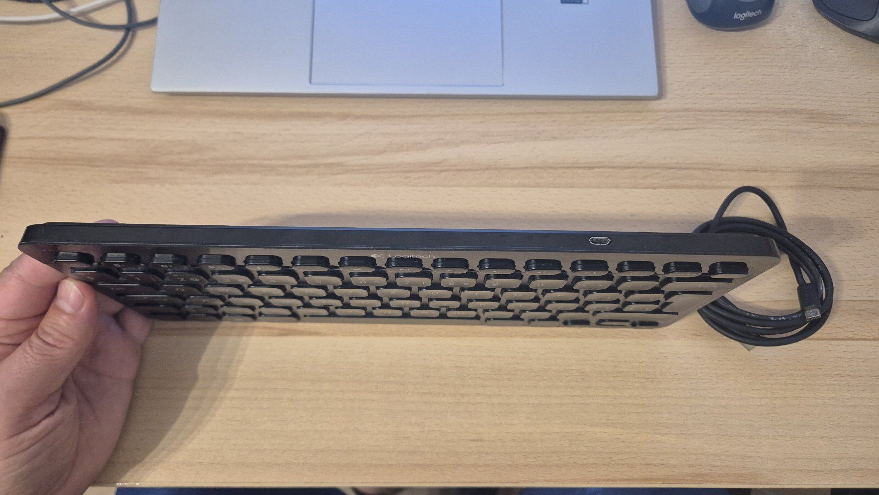 Logitech Tastiere: Logitech K810 Bluetooth Tastatur – Usato da Münchenbuchsee venduto da MV_Solutions 6