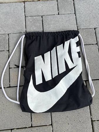 Nike Beutel, Top