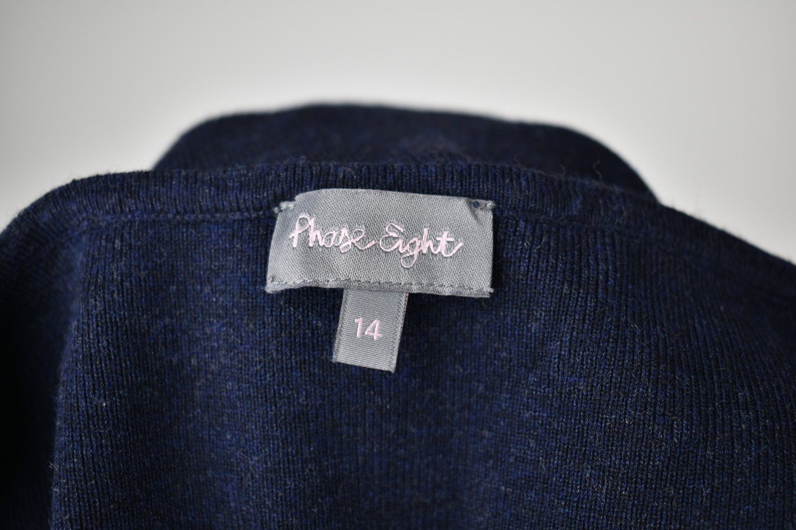 Phase Eight Kleider: Phase Eight Strickkleid Gr.40 (42 / (14)) – Gebraucht aus Nürensdorf von 2ND_STORY 5