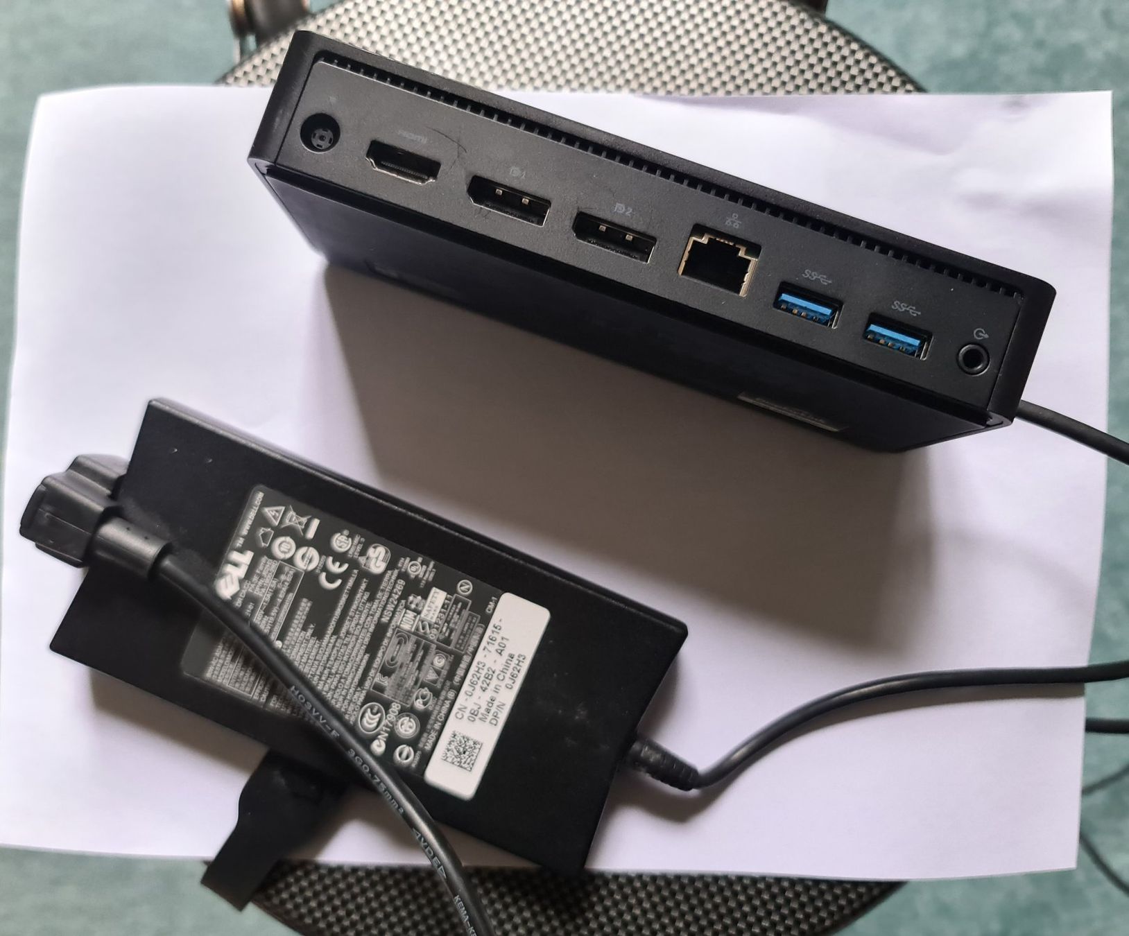 Dell Dockingstation: Dell Dockingstation D6000 – Gebraucht aus zürich von R-N-J 1