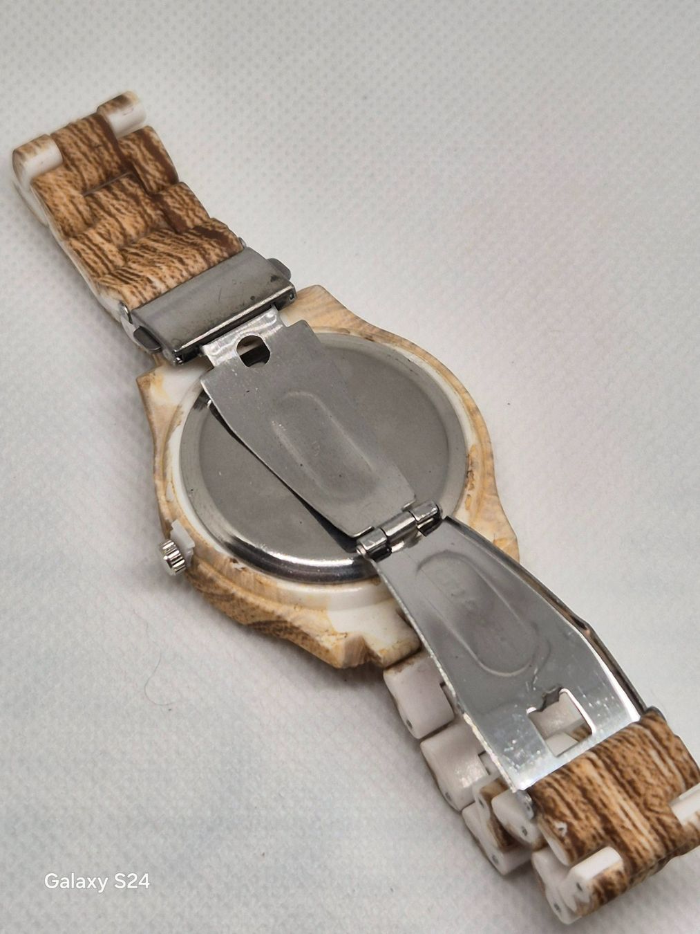 Orologi: Holzfarbene Kunststoff-Armbanduhr, einzigartiger Stil! – Nuovo (secondo la descrizione) da Losone venduto da bal_gfp6 7