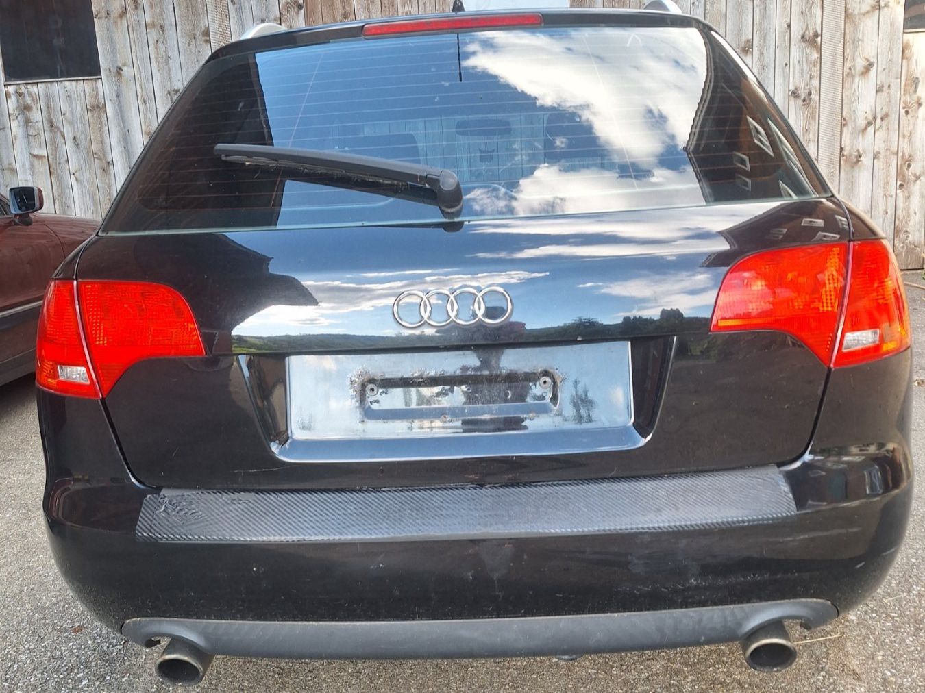 Audi Automobili: Audi A4 Avant für Teile oder Reparatur – Difettoso da Unteriberg venduto da lyd_bl7p 3