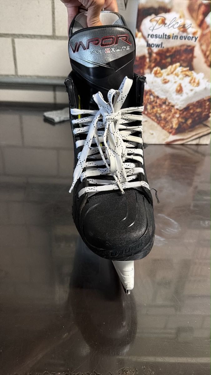 Bauer Patins à glace: Bauer Vapor Hyperlite 2, Gr. 8, Fit 1 – D'occasion à Tafers par STR1715 2