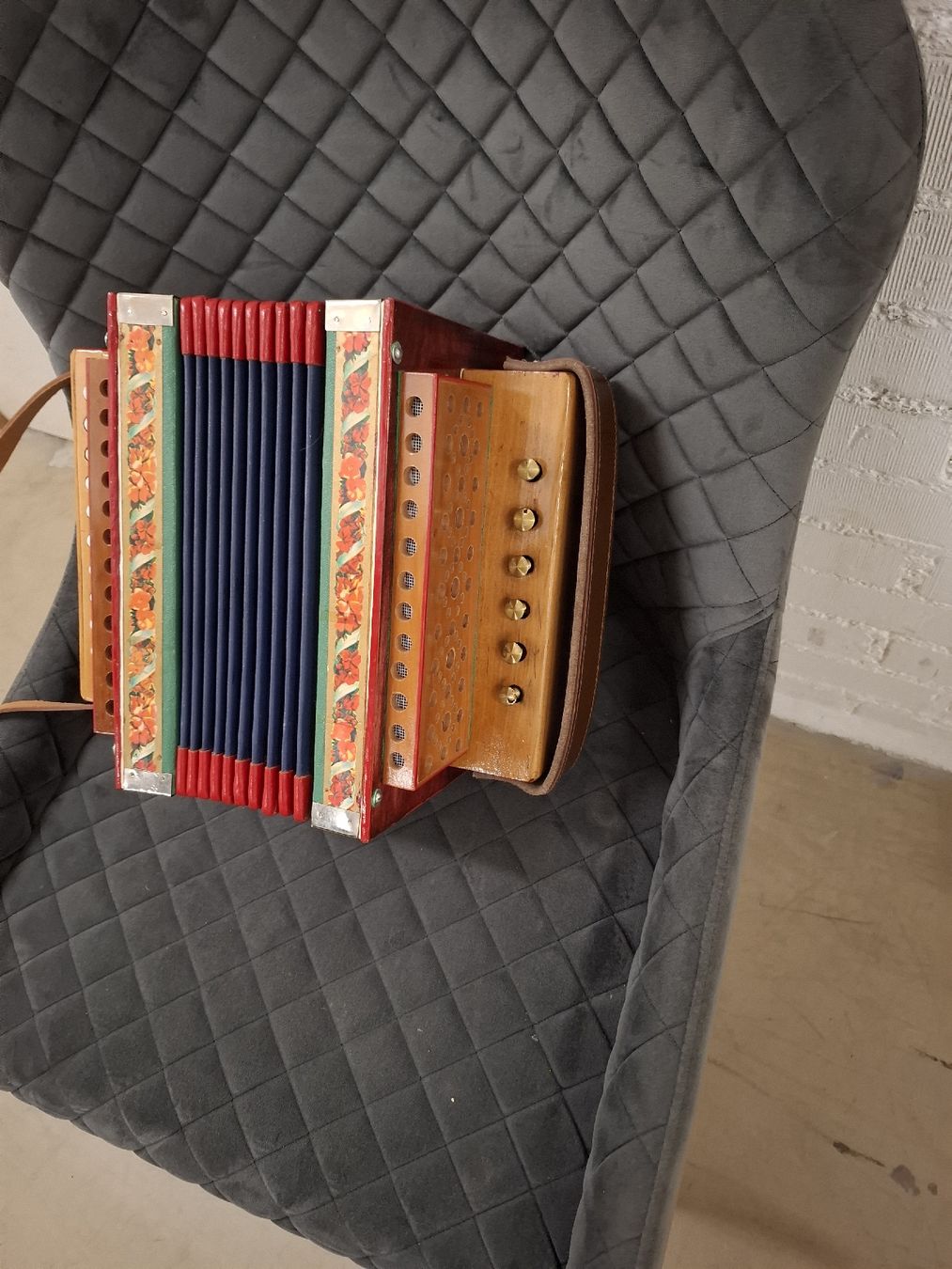 Musikinstrumente: schwyzerorgeli – Gebraucht aus Villeneuve von BibiVintage 2