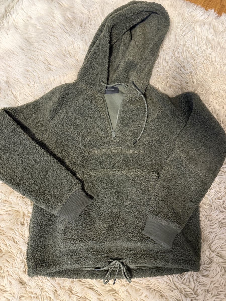 Peak Performance Maglioni & Felpe: Peak Performance Teddy Hoody – Nuovo (secondo la descrizione) da Seedorf UR venduto da Lia_mia