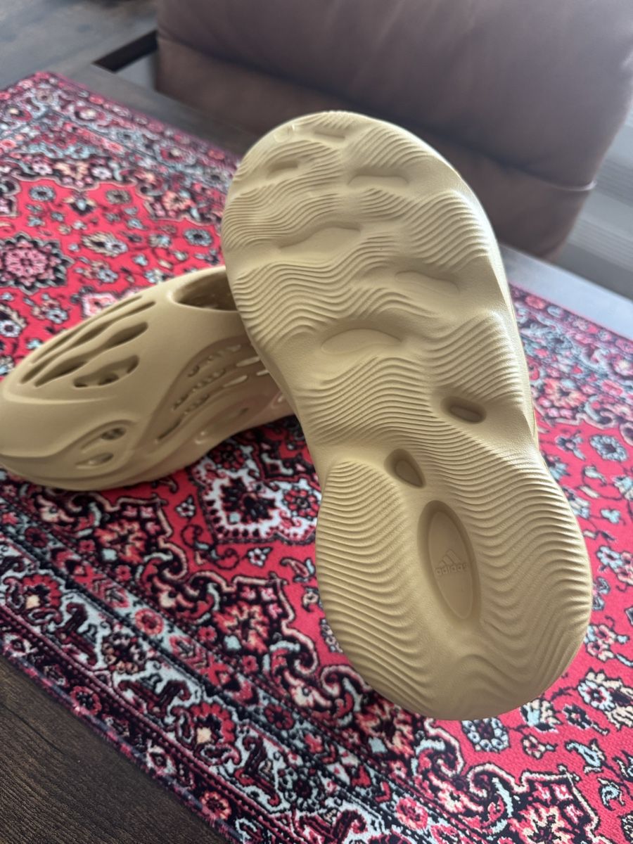 Scarpe da uomo: Yeezy Foam Gr. 40/41 – Nuovo (secondo la descrizione) da Oensingen venduto da custom_lenkraeder 1