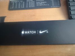 Apple Watch "Nike" Series 4 44mm