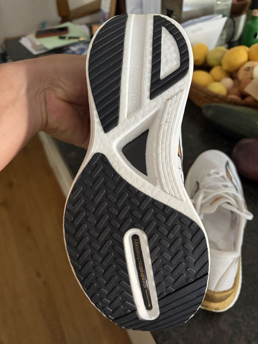 Saucony Scarpe da uomo: Saucony Endorphin Speed Pro 3 – Nuovo (secondo la descrizione) da Basel venduto da 737777 3