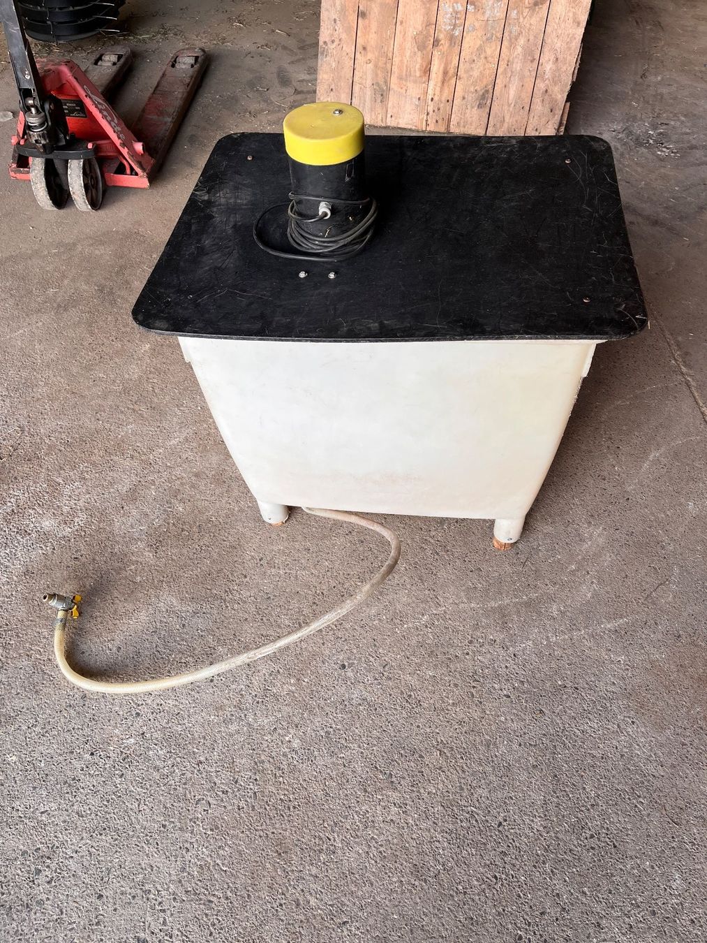Tecnica di mungitura: Milchtank mit Rührwerk – Usato da Ebertswil venduto da Liviorupp_