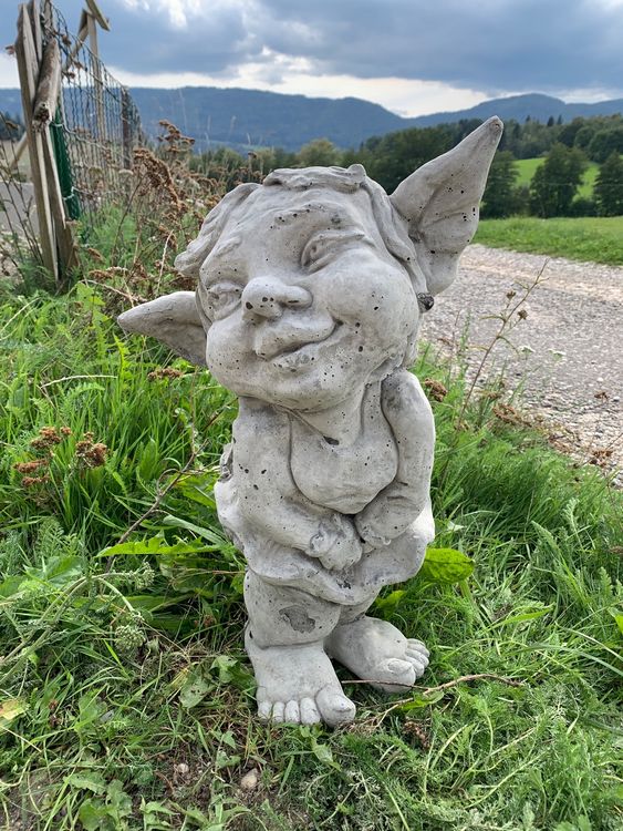 Gartentrolle, Steinfiguren, Gartenfiguren Kaufen auf Ricardo