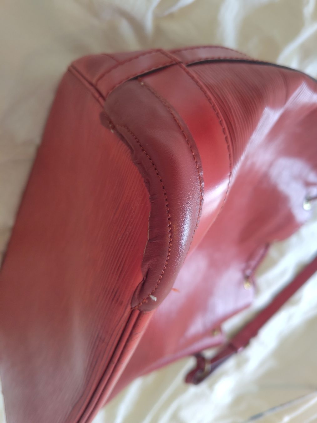 Louis Vuitton Taschen für Damen: Louis Vuitton Grand Sac Noé rot – Gebraucht aus Zürich von karinwenger86 4