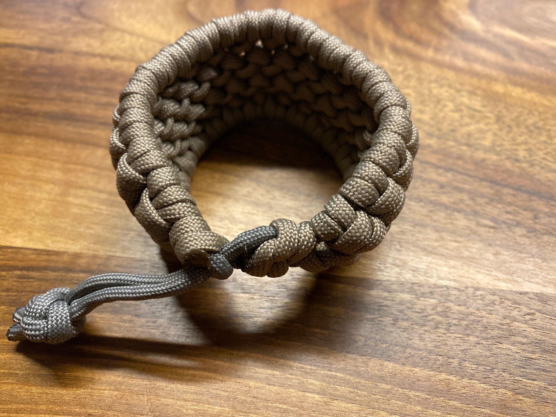 Bracciali & Braccialetti: Armband aus Paracord 550 – Nuovo (secondo la descrizione) da Reinach BL venduto da Sdruefenacht 2