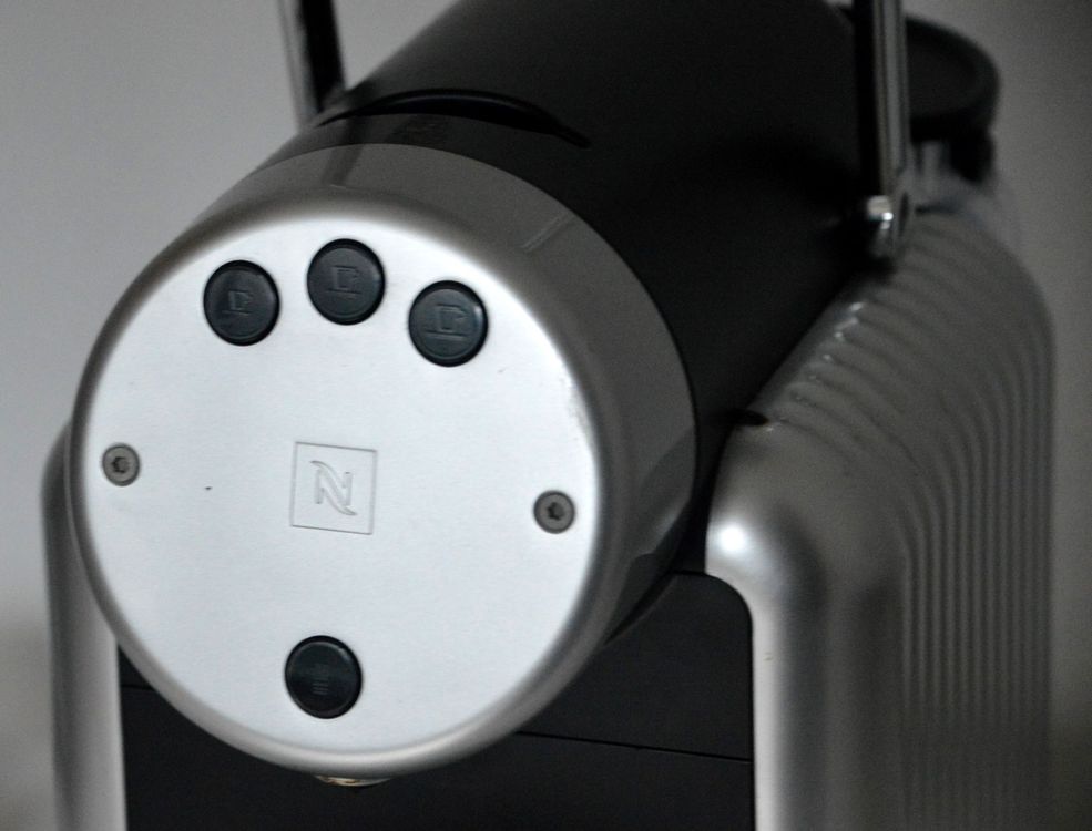 Kaffeemaschine Nespresso Zenius ZN 100 PRO Machine à café (Defekt) in ...