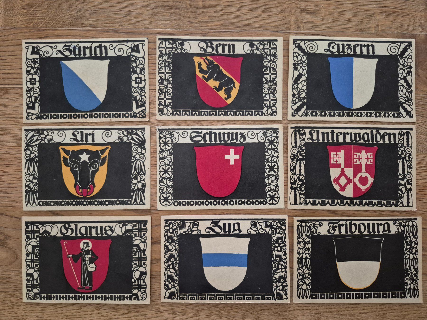 Cartes postales: Die Schweizer Wappen - Mäppchen mit 23 Ansichtskarten – D'occasion à Balsthal par Palcivalle 1