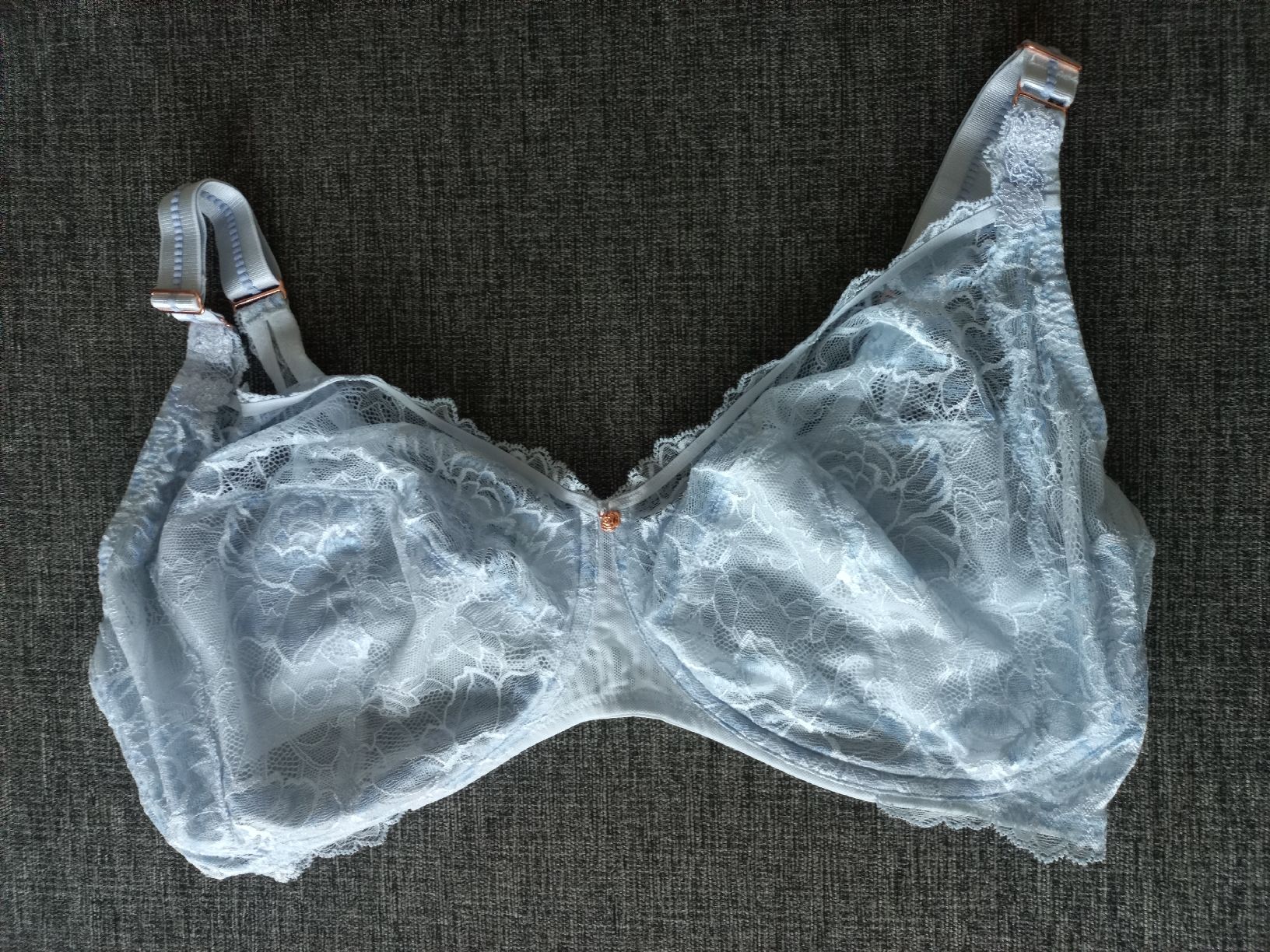 Triumph Altra biancheria intima: Triumph BH 100F ungetragen – Nuovo (secondo la descrizione) da Oberuzwil venduto da venditum.