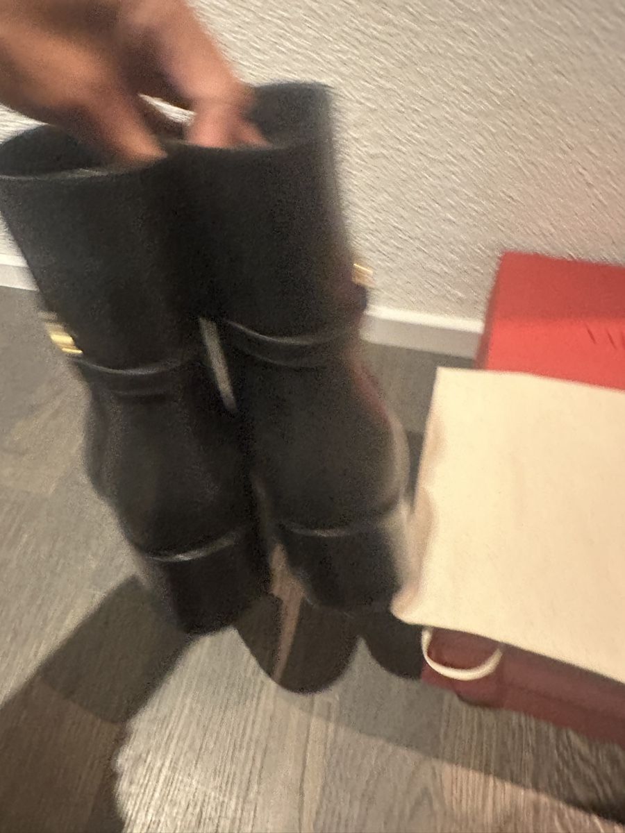 Scarpe da donna: Valentino Ankle Boots 37 – Usato da zug venduto da saliviolyn 3