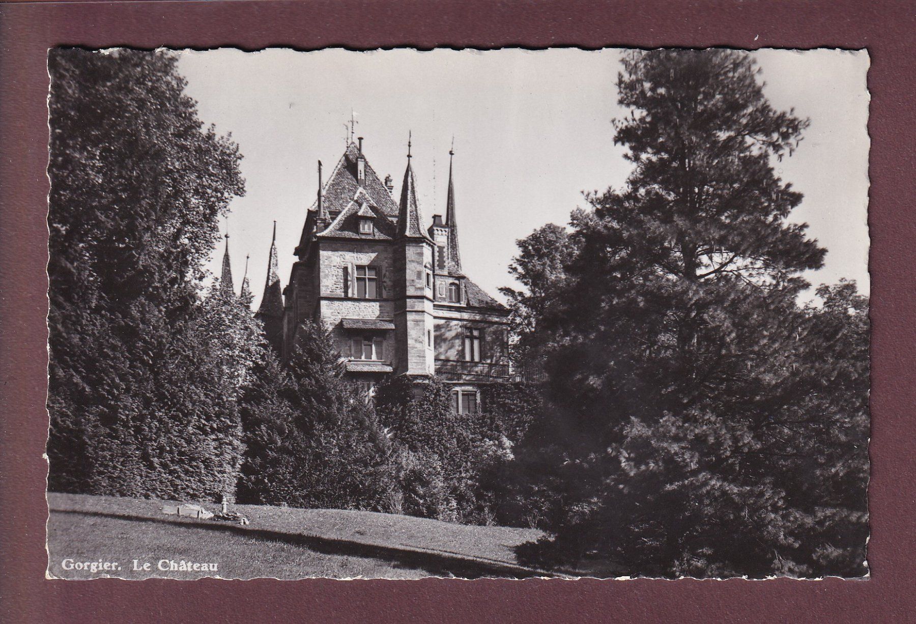 Cartes postales: GORGIER - Le Château - 1938 – D'occasion à Pully par nicecards
