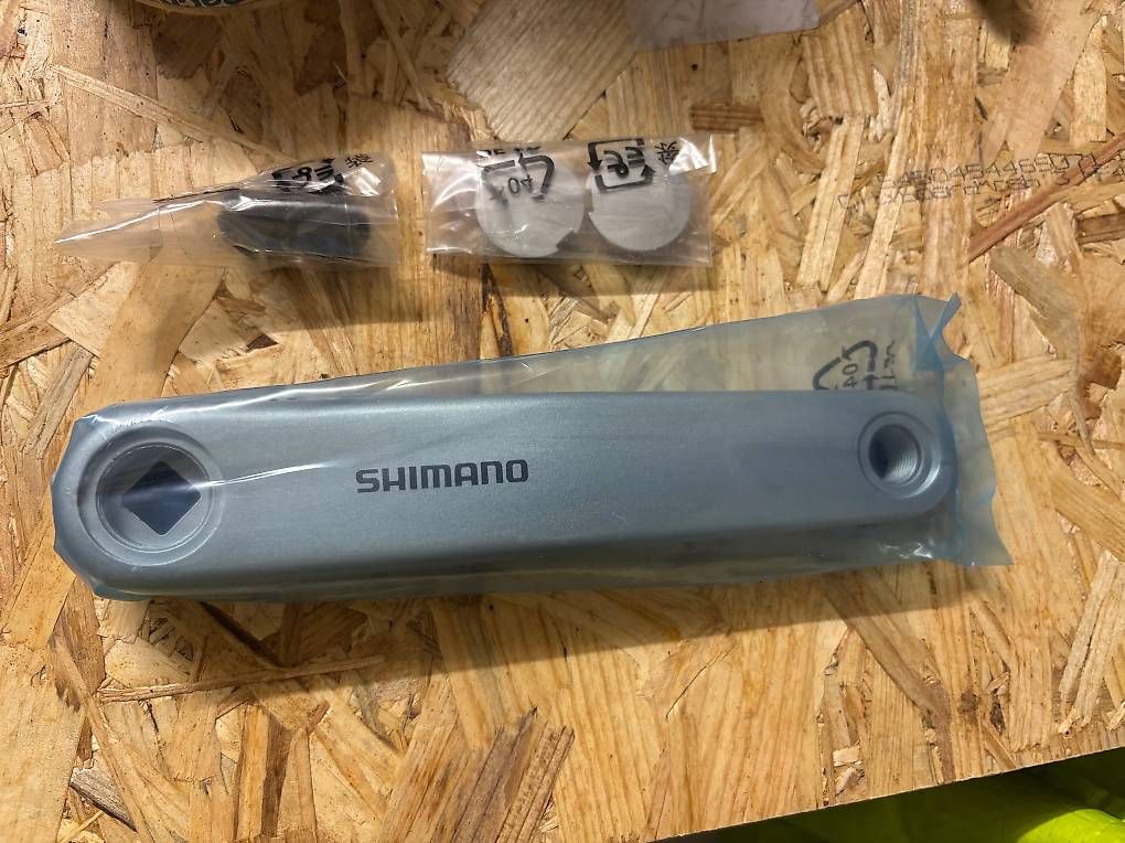 Shimano Pezzi di ricambio: Shimano Kurbel  170 mm – Usato da Glattpark(Opfikon) venduto da N.Naumkin