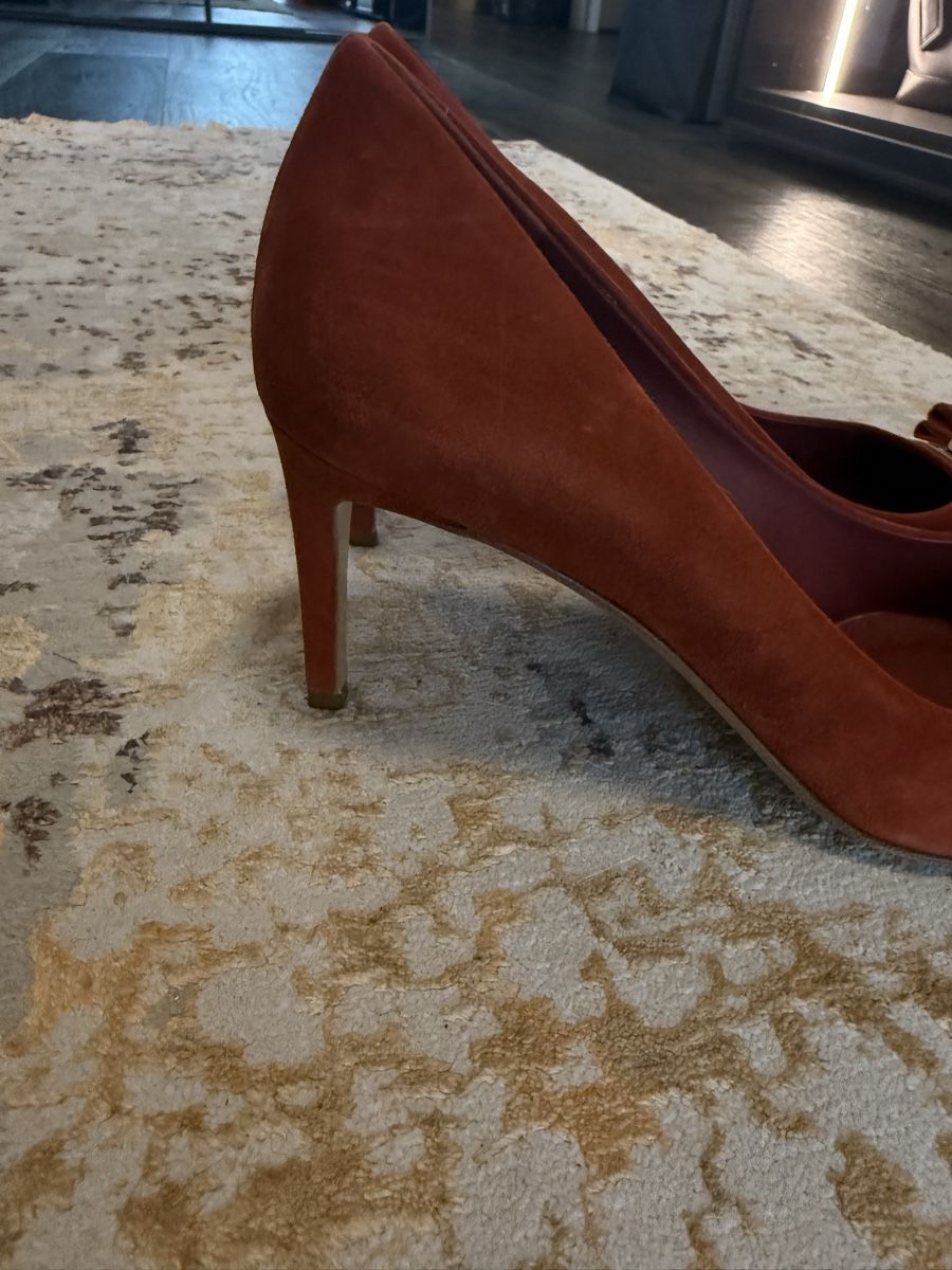 Salvatore Ferragamo Damenschuhe: Salvatore Ferragamo  – Gebraucht aus Richterswil von ser_2kkf 1