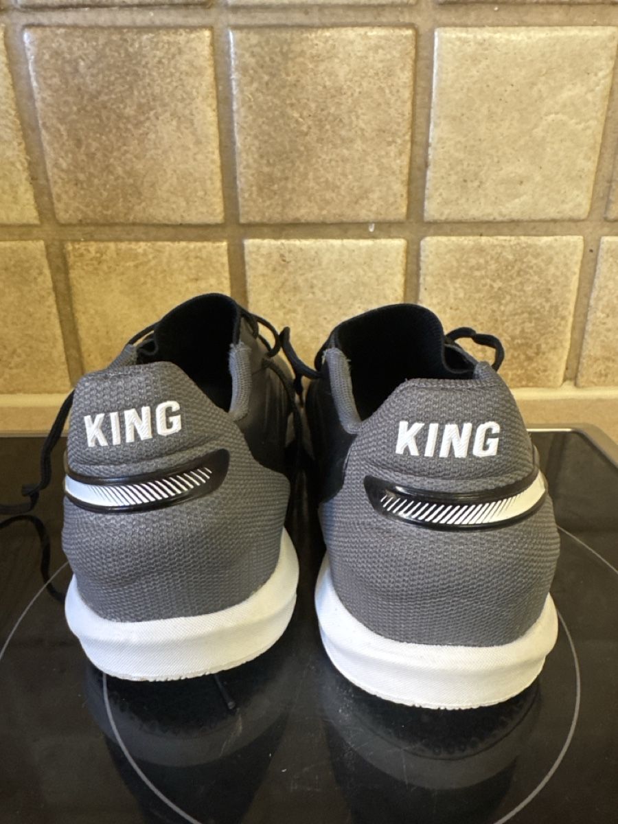 Puma Scarpe per ragazzi: Puma King Hallenschuh Kinder Gr 34 – Nuovo e nell'imballaggio originale da Lohn SH venduto da FourOnePiece_4 2