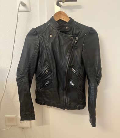 Zara Lederjacke 100% Leder XS schwarz
