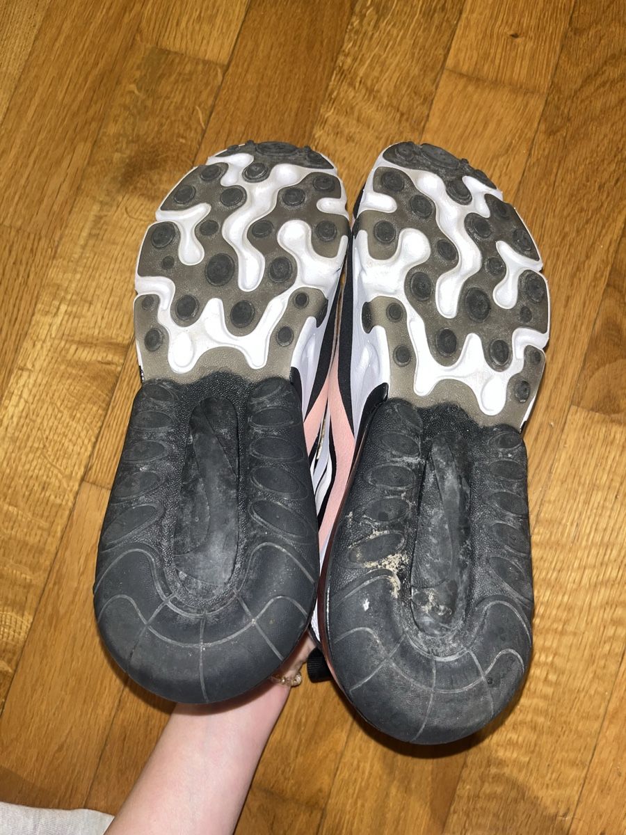 Nike Scarpe da donna: Nike Air Max 270 React Sneaker – Usato da Zürich venduto da JB23JB 4