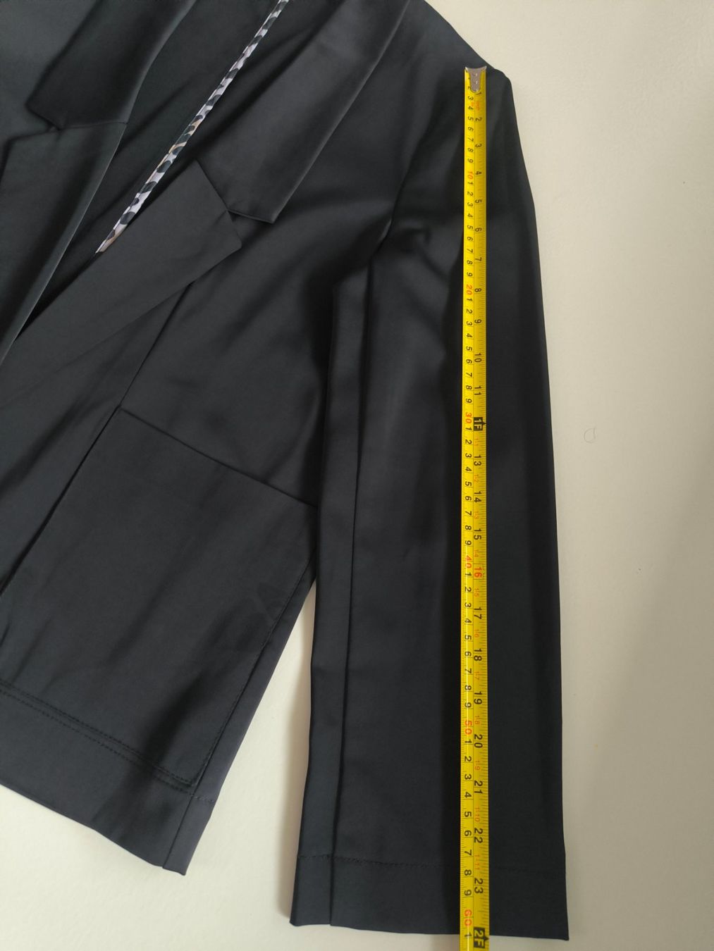 Jacken: Flowing black blazer never used EU 38 – Neu (gemäss Beschreibung) aus Wallisellen von C_DM 4