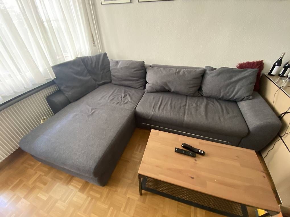 Divani: Sofa grau (ausziehbar) – Usato da Bern venduto da larsinho92