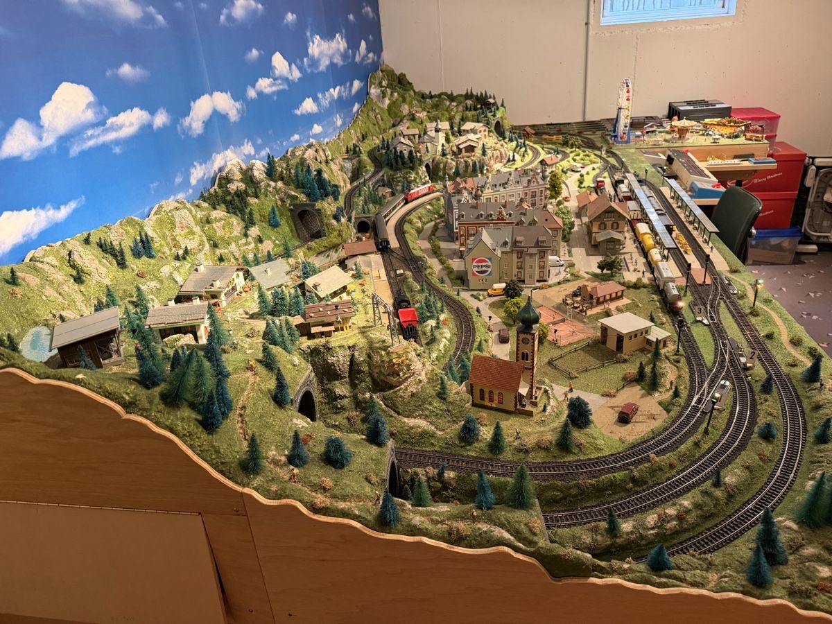 Märklin Trains électriques: Modellbahnanlage Märklin H0 gebraucht – D'occasion à Küsnacht ZH par lsc_tzr6 8