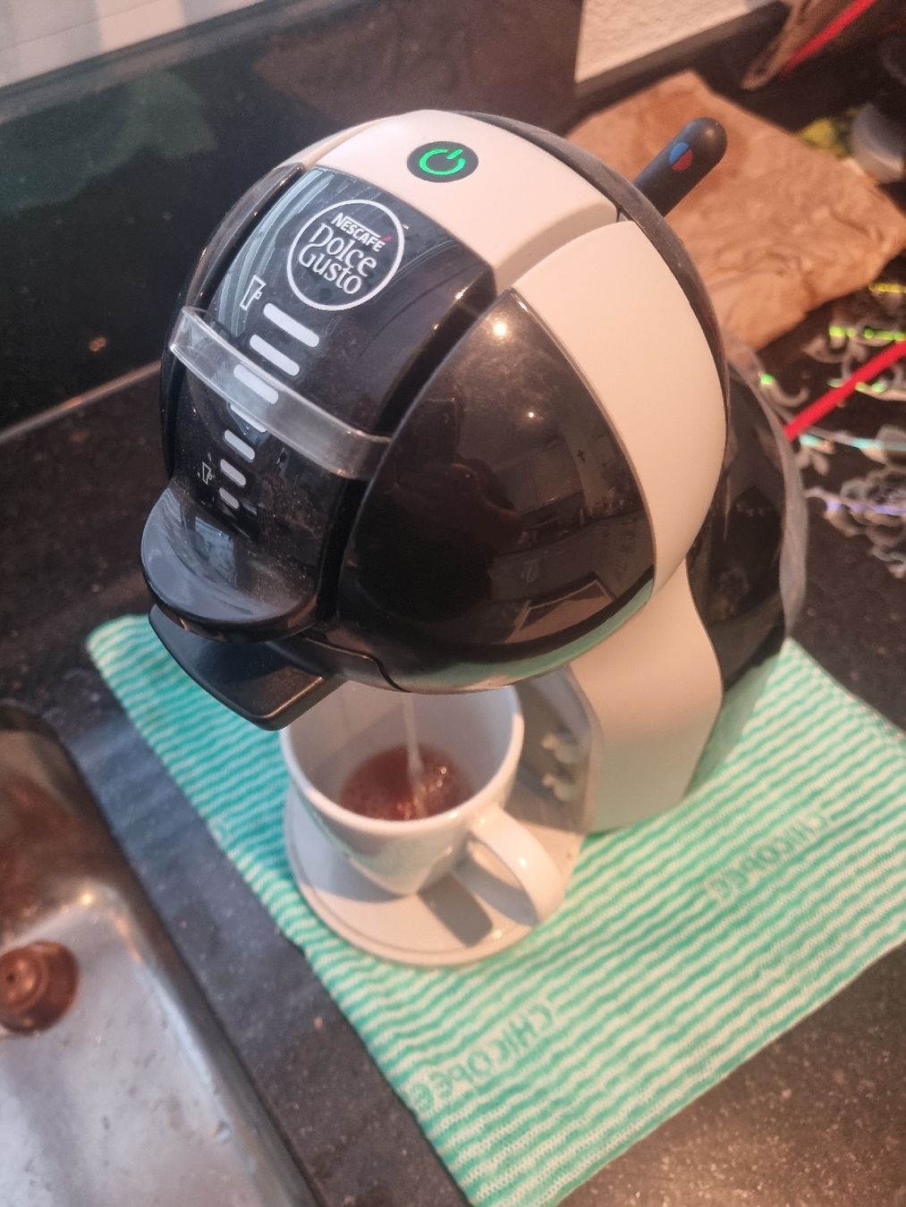 De'Longhi Machines à café & Machines à expresso: Dolce Gusto/ Kaffee-Maschine  – D'occasion à Adlikon b.Regensdf par attila63