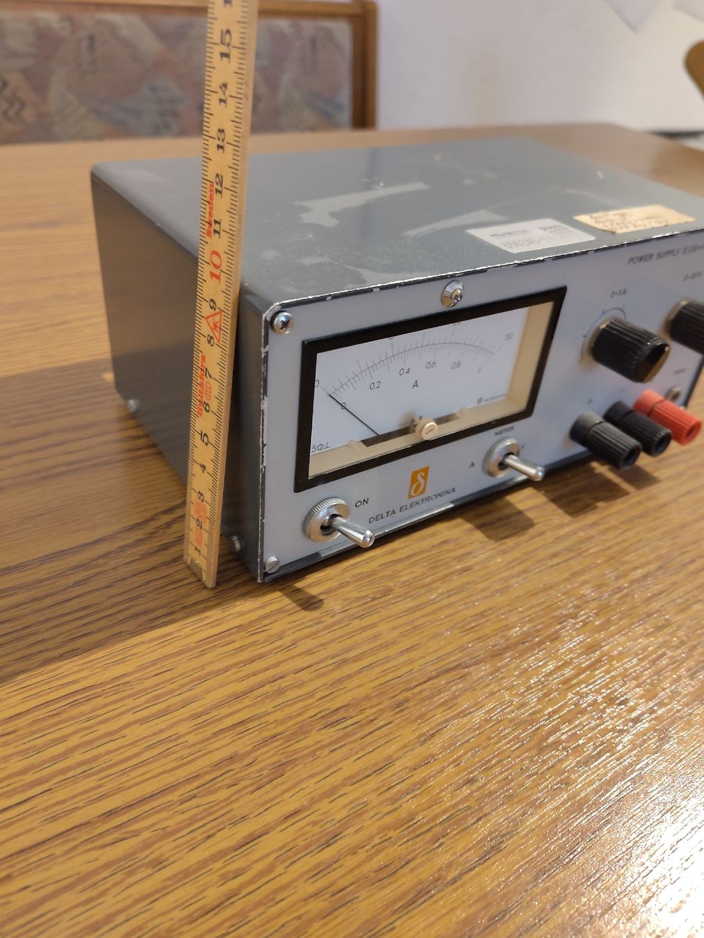 Elektrotechnik: VINTAGE POWER SUPPLY Delta Elektronika E030-1 – Gebraucht aus Muotathal von Skillat 1