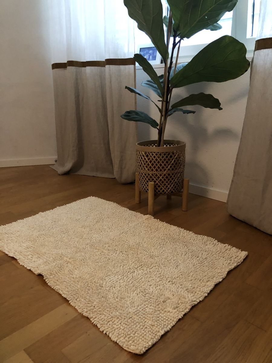 Ikea Tapis: Teppich / Badematte, 100 x 65 cm – D'occasion à Zürich par vadimi