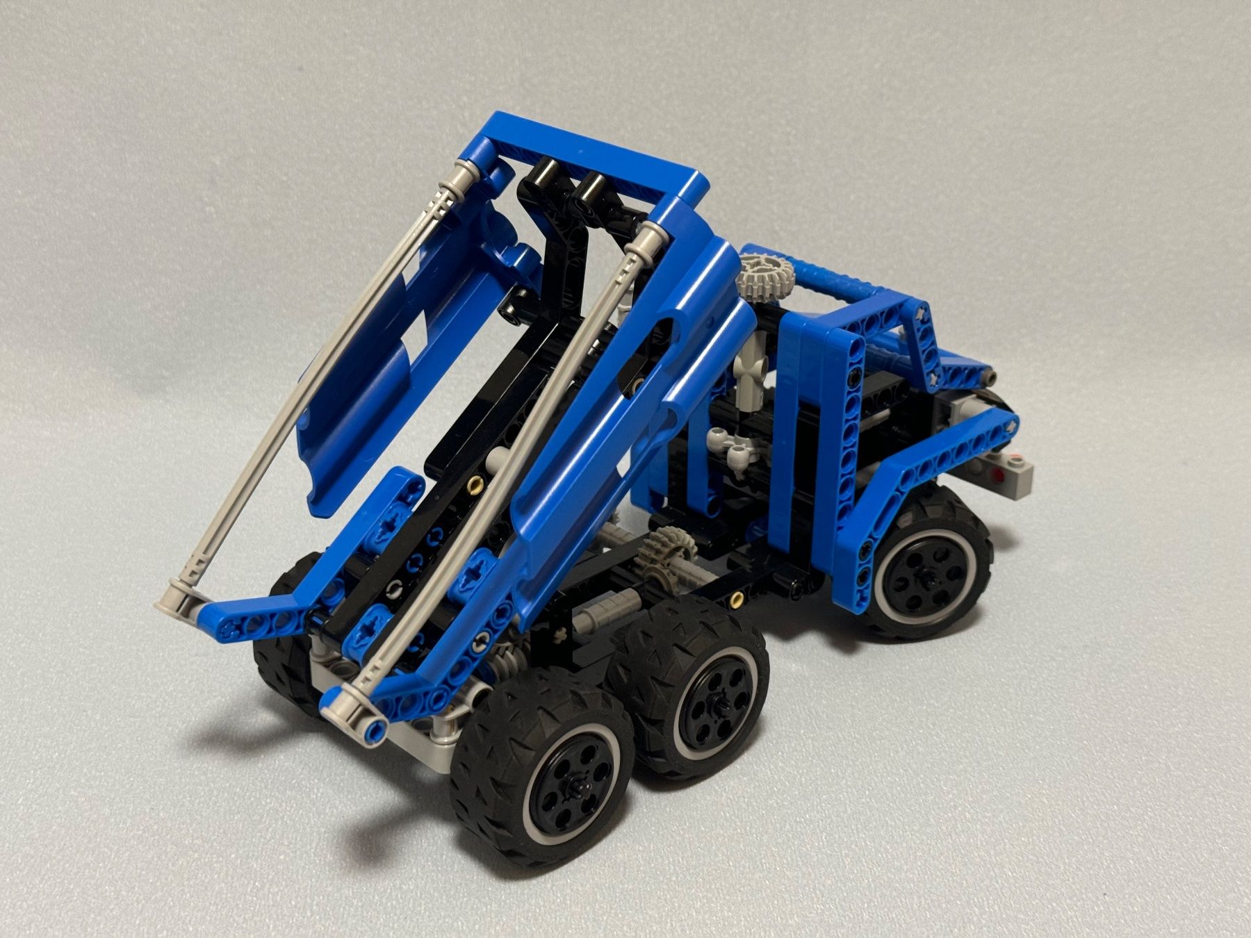 Lego Jeux de construction: LEGO Technic 8415 Dump Truck – D'occasion à Camorino par cobra540 1