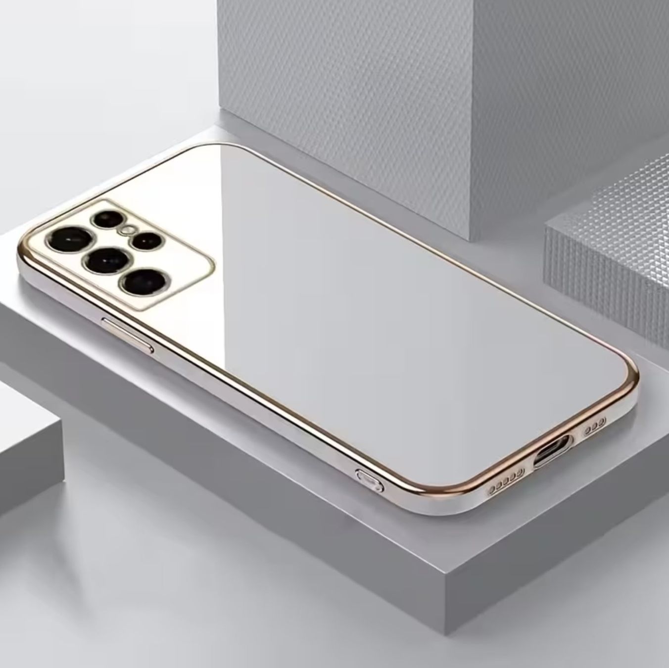 Samsung Cover & Protezioni schermo: Samsung Galaxy S25 Ultra Electroplating Case, White/Gold – Nuovo e nell'imballaggio originale da Bern venduto da dgmc