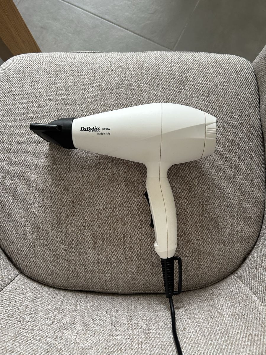 BaByliss Föhn: Sèche-cheveux Babyliss – Gebraucht aus Develier von mel_qd2m