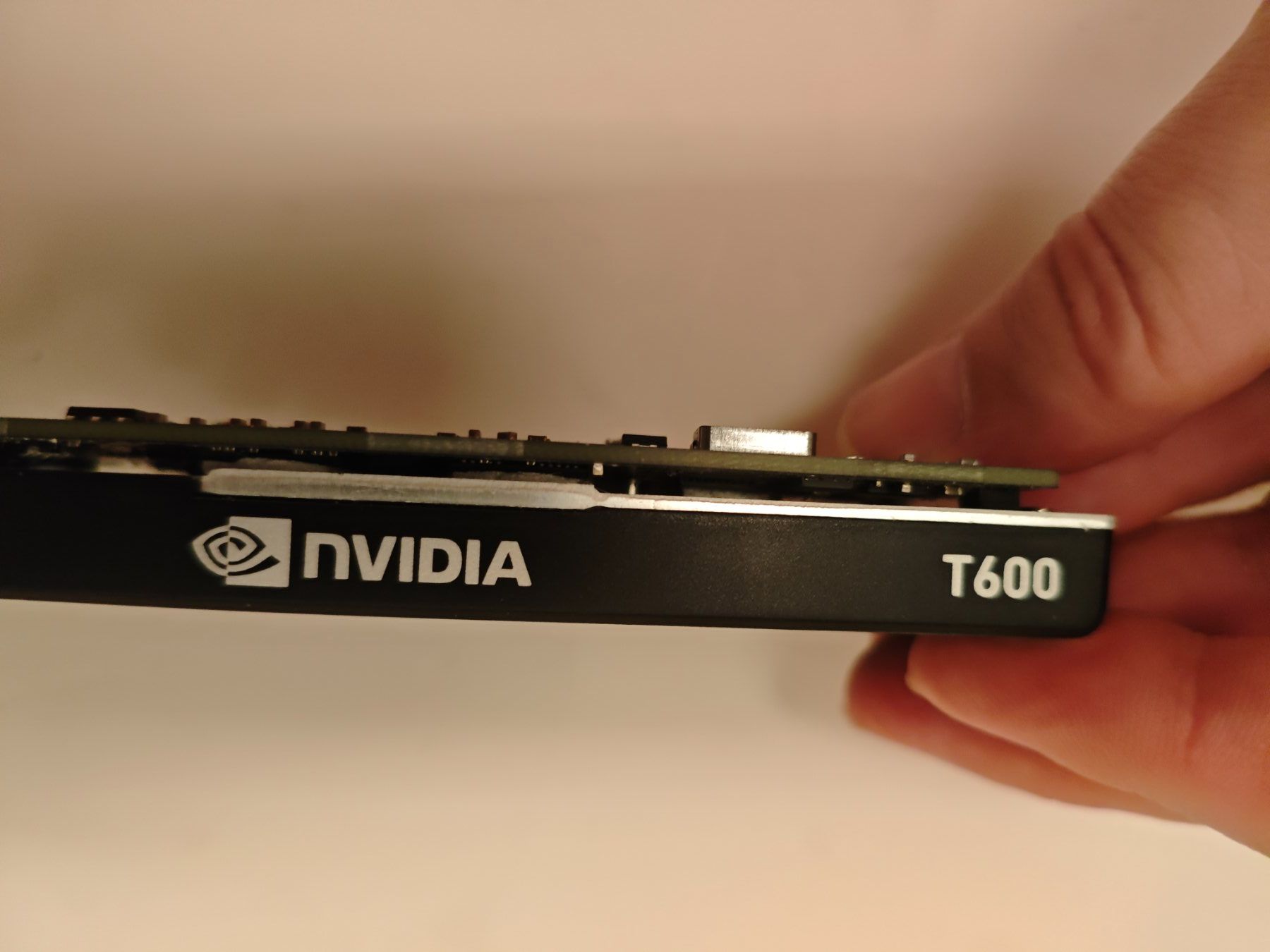Nvidia Schede grafiche: Nvidia T600 4GB Grafikkarte – Usato da Dübendorf venduto da tho_v2cs 2