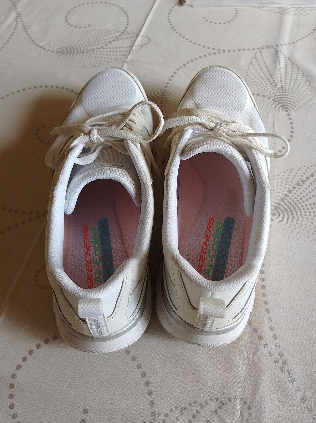 Skechers Scarpe da donna: Skechers Air Cooled Memory Foam Grösse 39.5 – Nuovo (secondo la descrizione) da Rigi Kaltbad venduto da san_rxc2 2