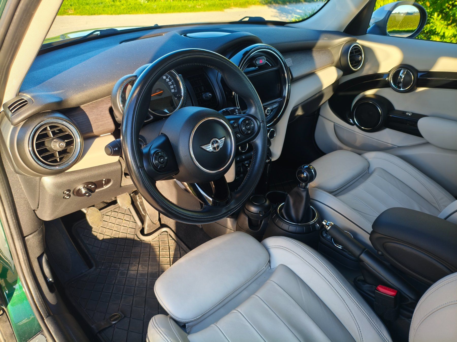 Mini Automobili: Mini Cooper SD / 69000km – Usato da Dompierre FR venduto da F.Blanco 6