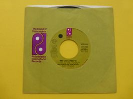 Harold Melvin And The Blue Notes – Bad Luck (Part 1 & 2)