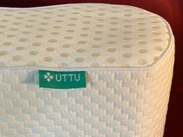 UTTU Sandwich Kissen, neu, Höheneinstellbares Memory Foam