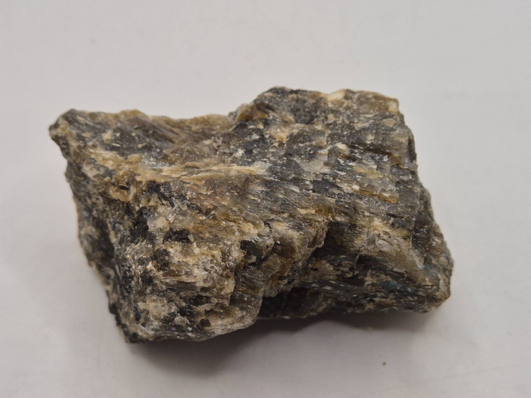 Minerali & Pietre curative: Labradorit aus Ft. Dauphin in Madagaskar, 240gr. – Nuovo e nell'imballaggio originale da Winterthur venduto da LukasMineralienOase 1