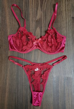 Rotes Dessous Set, Gr. S neu