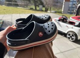 Crocs enfant taille 25/26