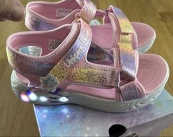 Skechers Sandalen Gr. 34, neu