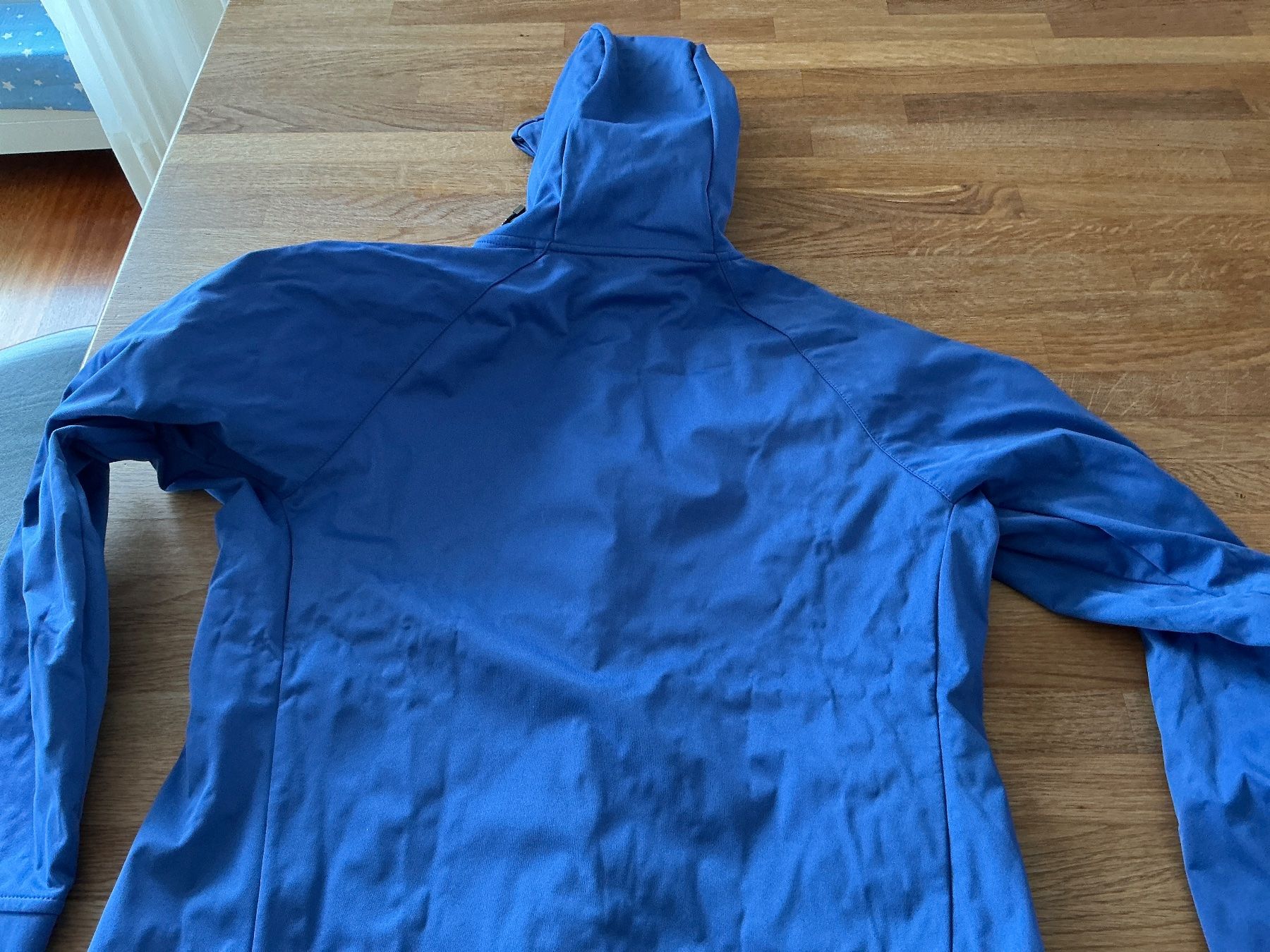 Salomon Giacche: Windstopper von Salomon in der Grösse 40 – Usato da Ebmatingen venduto da Toeggeli 2