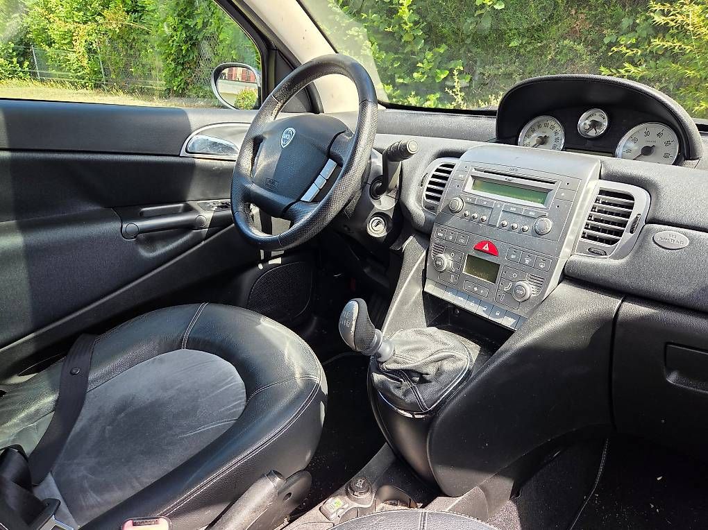 Automobili: Lancia Ypsilon 1.4 – Usato da Mont-sur-Lausanne venduto da charlyly 3