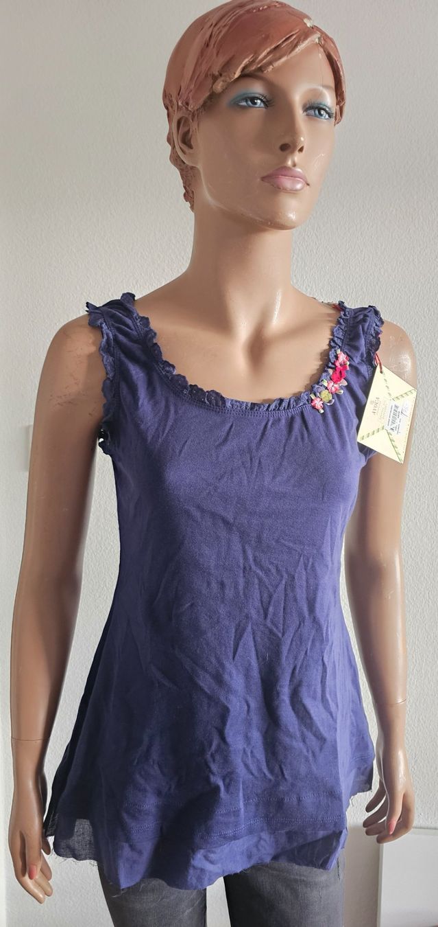 Top: Neues sommerliches AVOCA Top, Grösse M – Nuovo e nell'imballaggio originale da Basel venduto da Allerlei-Basel