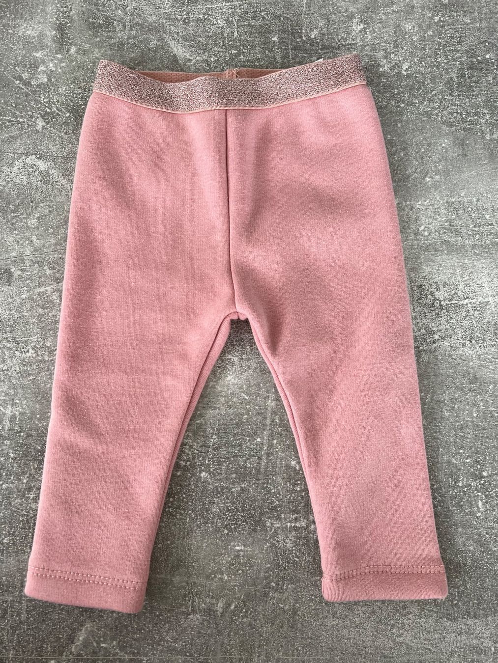 S.Oliver Hosen: Hose S.Oliver mit glänzendem Hosenrand – Neu (gemäss Beschreibung) aus Thalwil von lom_858j